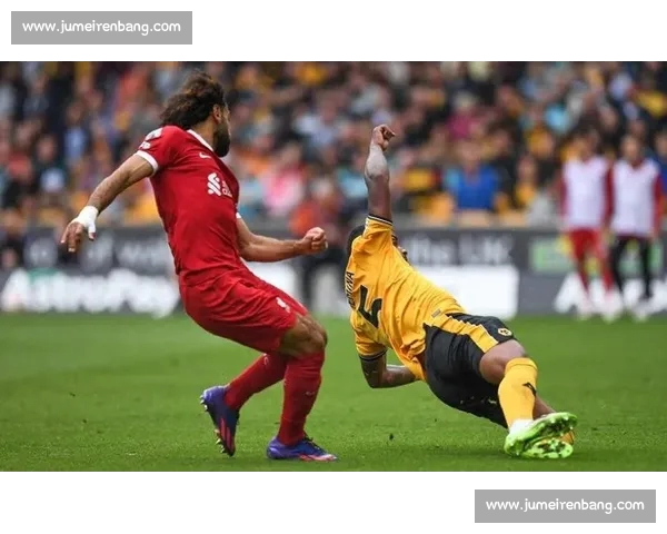 英超手机版全新体验深度解析球迷必备足球资讯平台指南实时精彩赛事