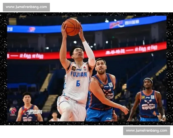 CBA赛事直播全面开启 激烈对决带你领略篮球激情与精彩瞬间 CBA赛事直播全面开启 激烈对决带你领略篮球激情与精彩瞬间